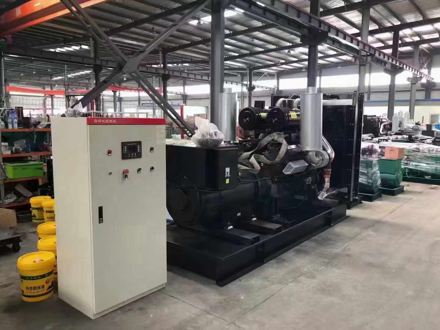 江安柴油发电机运行时的噪音和振动水平如何？